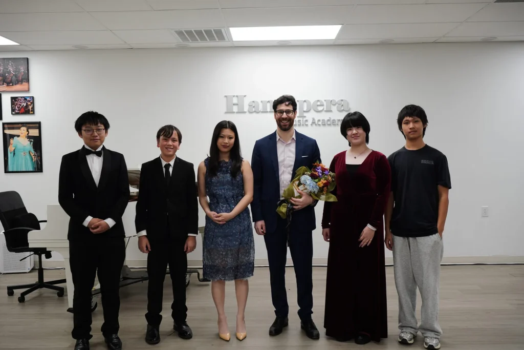 Dr. Mark Tempesta with the five participating singers at the IAMA and HanOpera vocal masterclass.